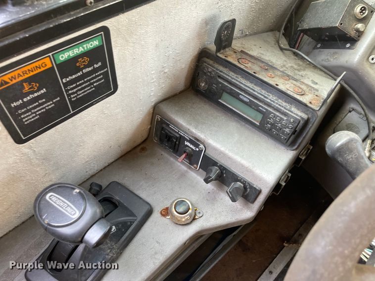 image for item IK9544 2010 Freightliner MB55  trolley