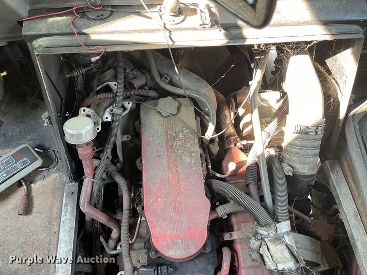 image for item IK9544 2010 Freightliner MB55  trolley