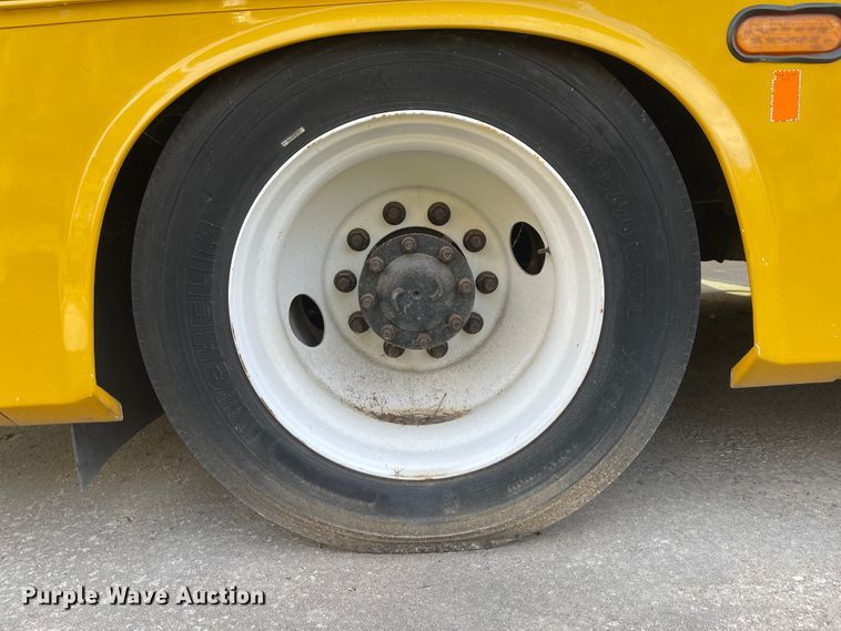 image for item IK9544 2010 Freightliner MB55  trolley