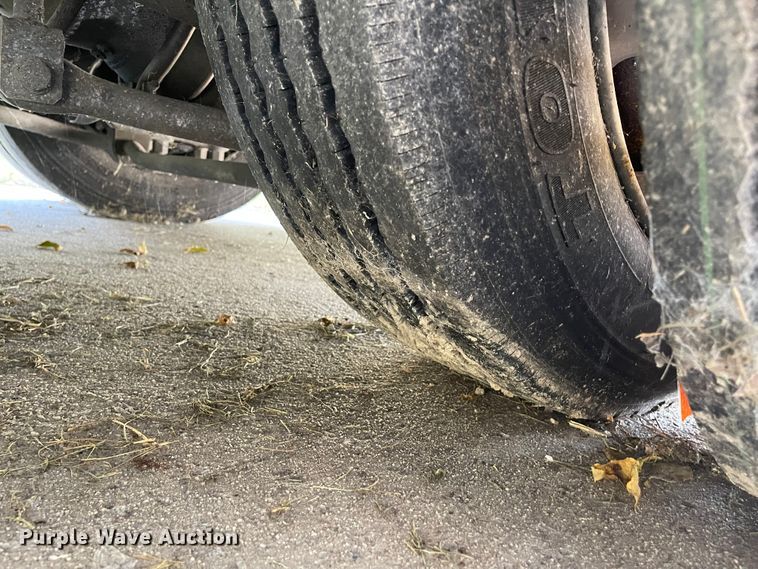 image for item IK9544 2010 Freightliner MB55  trolley