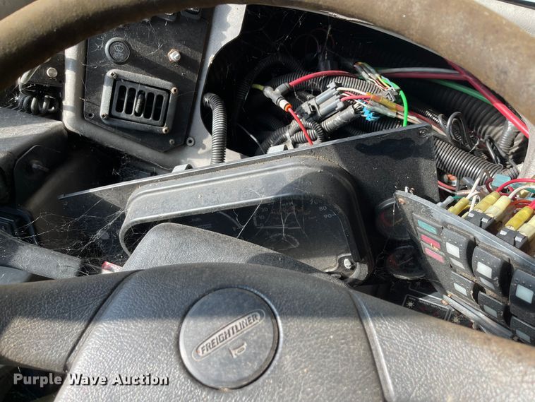 image for item IK9545 2010 Freightliner MB55  trolley