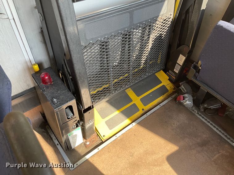 image for item IK9545 2010 Freightliner MB55  trolley