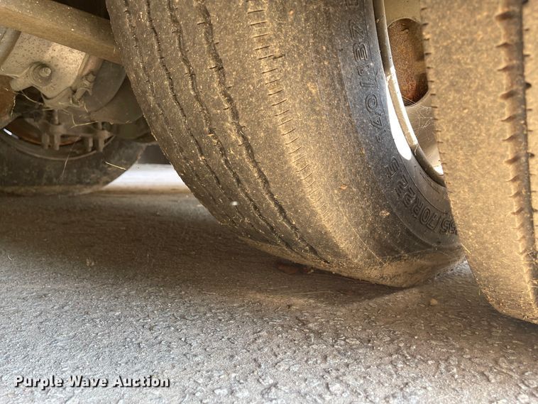 image for item IK9545 2010 Freightliner MB55  trolley