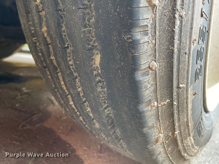 image for item IK9545 2010 Freightliner MB55  trolley