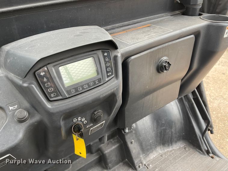 image for item IK9546 2017 Kubota RTV X900  utility vehicle