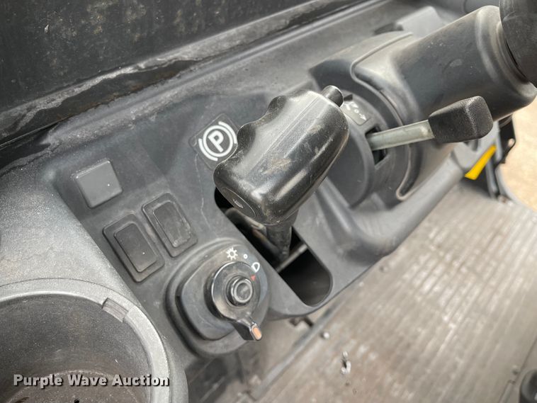 image for item IK9546 2017 Kubota RTV X900  utility vehicle