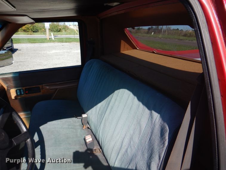 image for item IM9501 1989 Chevrolet 1500  pickup truck