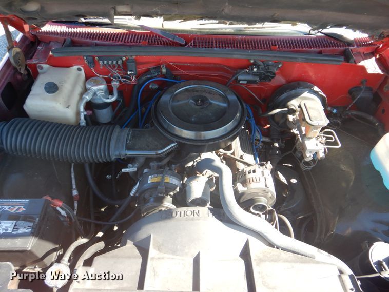 image for item IM9501 1989 Chevrolet 1500  pickup truck