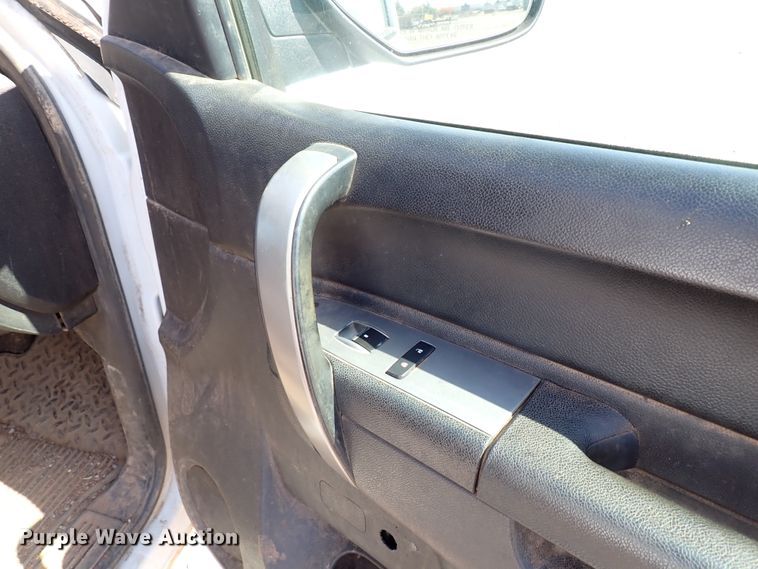 image for item IN9732 2012 Chevrolet Silverado 1500  Ext. Cab pickup truck