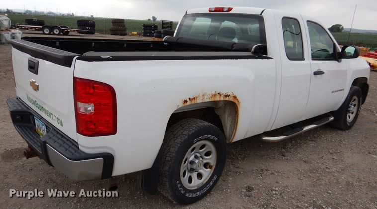 image for item IN9890 2009 Chevrolet Silverado 1500  Ext. Cab pickup truck