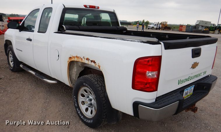 image for item IN9890 2009 Chevrolet Silverado 1500  Ext. Cab pickup truck