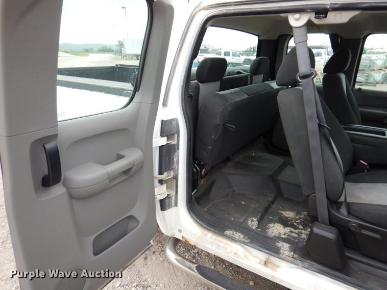 image for item IN9890 2009 Chevrolet Silverado 1500  Ext. Cab pickup truck