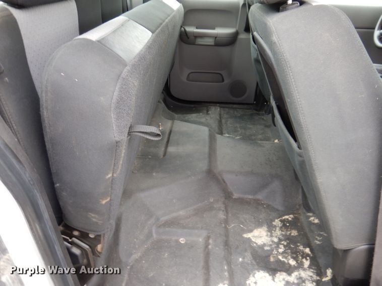 image for item IN9890 2009 Chevrolet Silverado 1500  Ext. Cab pickup truck