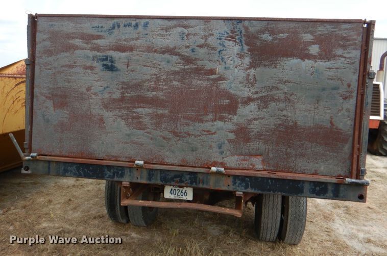 image for item IR9079 1951 Chevrolet 6400  dump truck