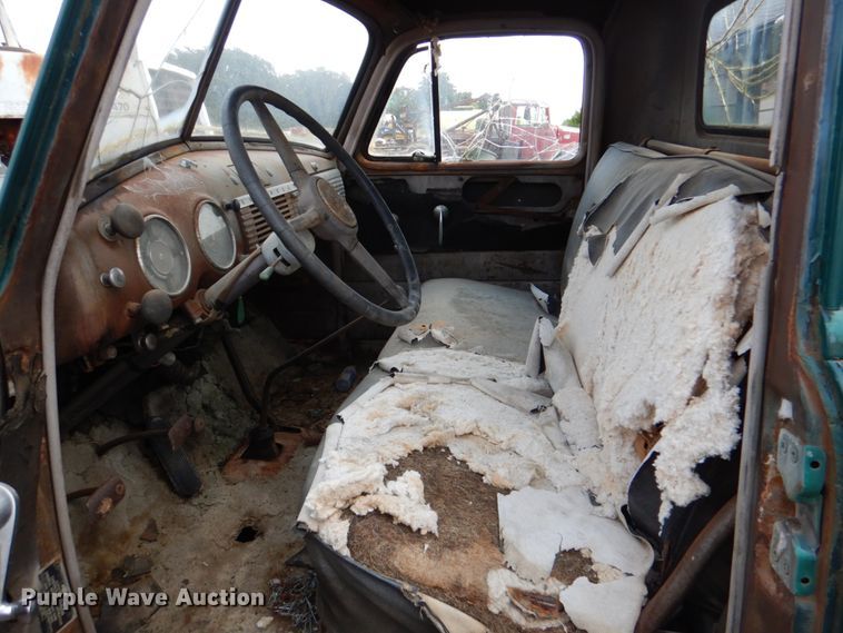 image for item IR9079 1951 Chevrolet 6400  dump truck