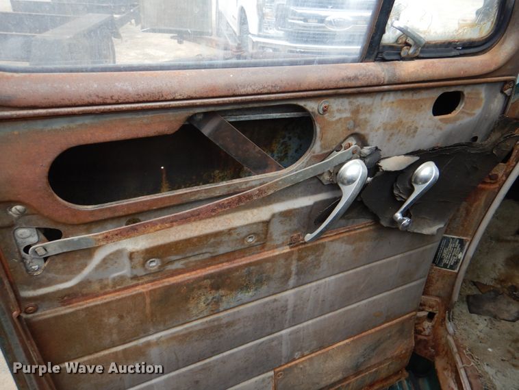 image for item IR9079 1951 Chevrolet 6400  dump truck