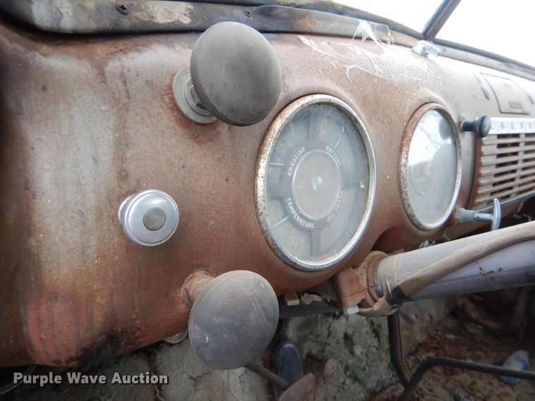 image for item IR9079 1951 Chevrolet 6400  dump truck