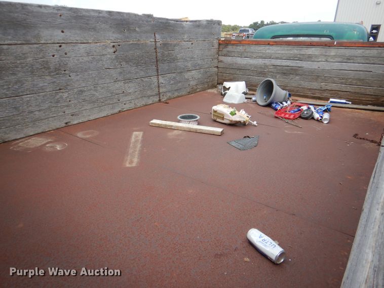 image for item IR9079 1951 Chevrolet 6400  dump truck