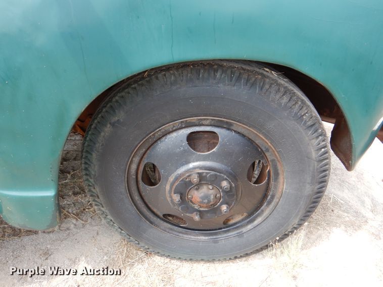 image for item IR9079 1951 Chevrolet 6400  dump truck