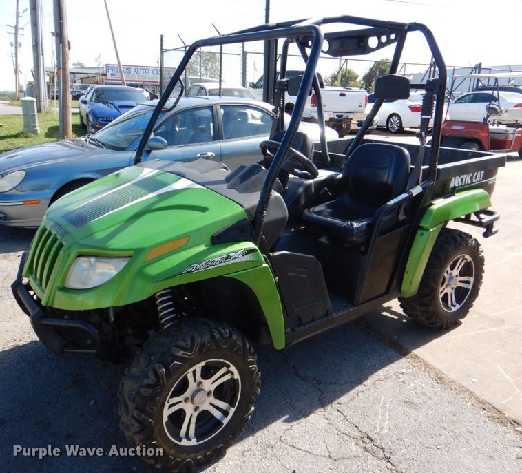image for item IR9238 2011 Arctic Cat Prowler XTX  utility vehicle