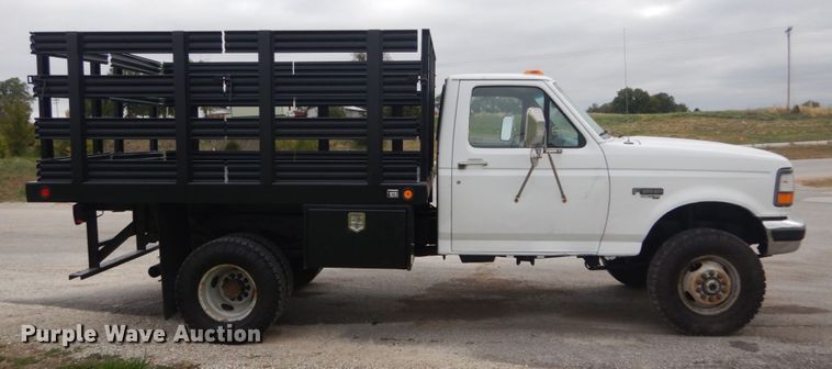 image for item JF9996 1997 Ford F450 Super Duty  flatbed truck