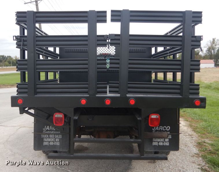 image for item JF9996 1997 Ford F450 Super Duty  flatbed truck