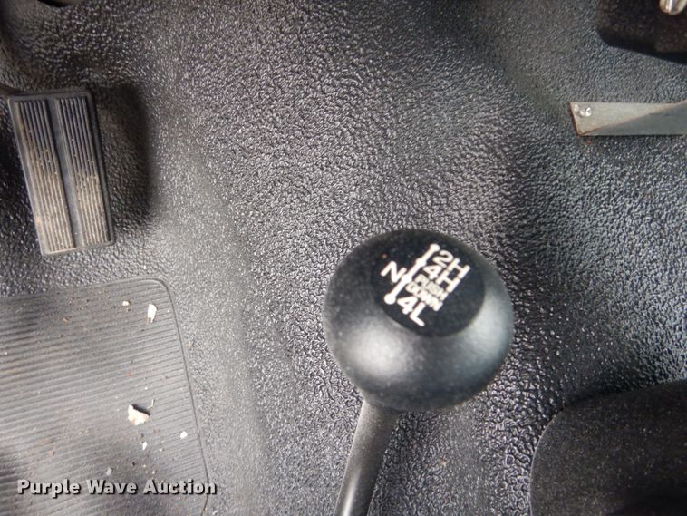 image for item JF9996 1997 Ford F450 Super Duty  flatbed truck