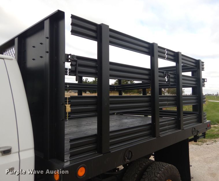 image for item JF9996 1997 Ford F450 Super Duty  flatbed truck