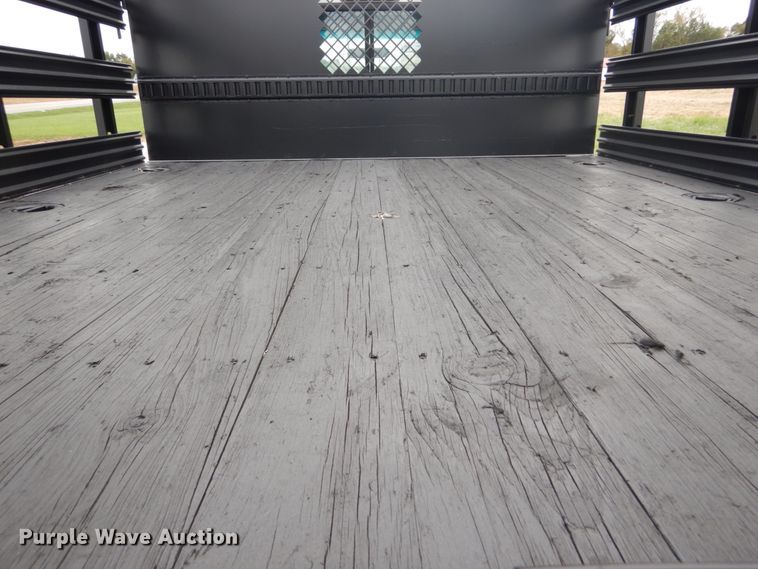 image for item JF9996 1997 Ford F450 Super Duty  flatbed truck