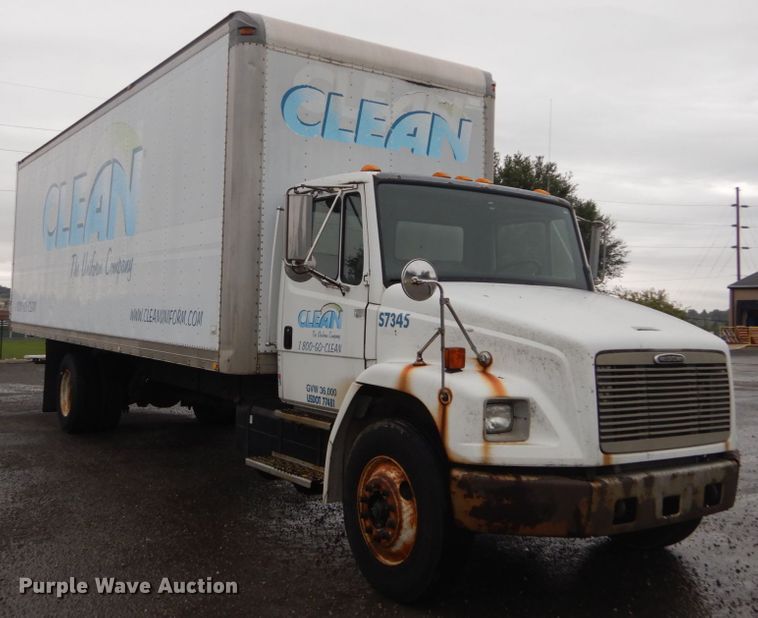 image for item JG9007 2001 Freightliner FL80  box truck