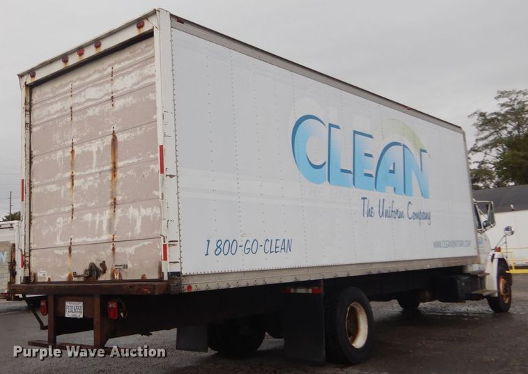 image for item JG9007 2001 Freightliner FL80  box truck