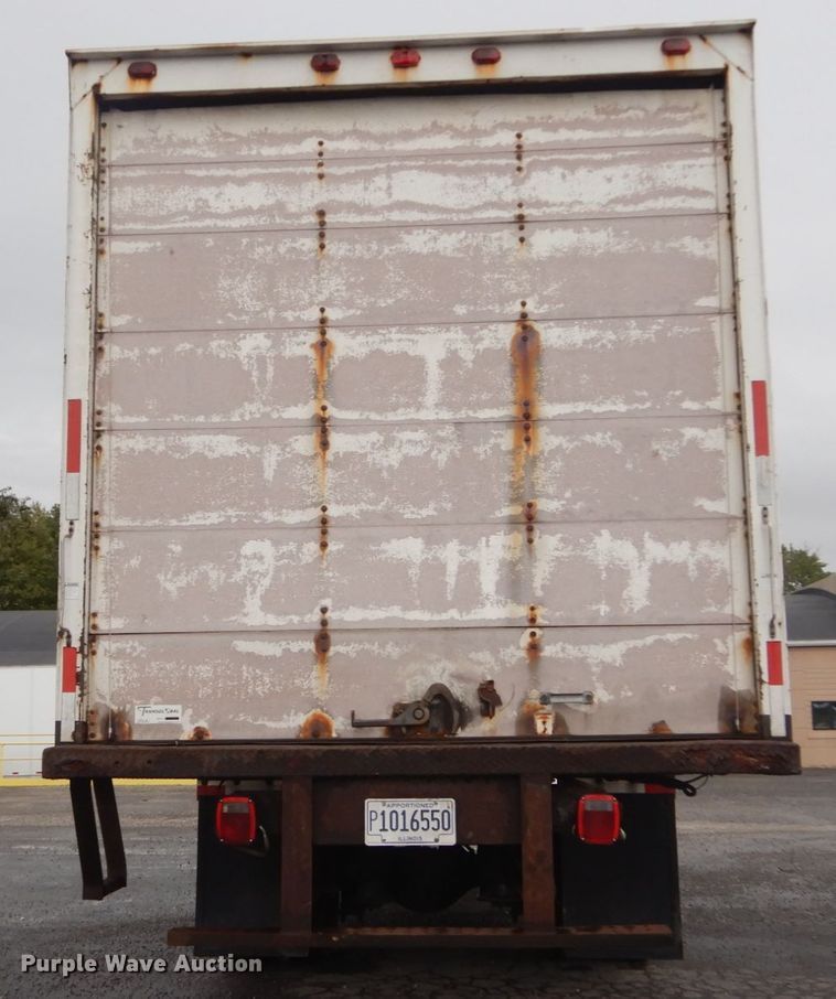 image for item JG9007 2001 Freightliner FL80  box truck