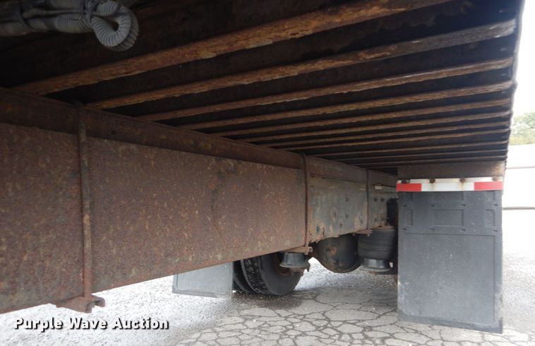 image for item JG9007 2001 Freightliner FL80  box truck