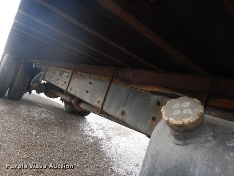 image for item JG9007 2001 Freightliner FL80  box truck