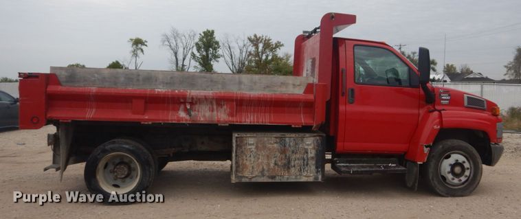 image for item JG9011 2003 GMC C4500  dump truck