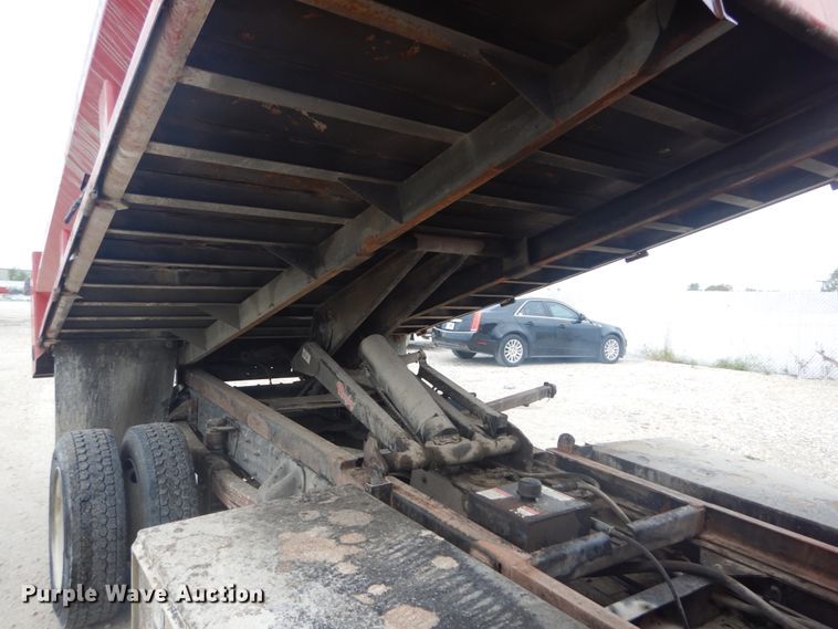 image for item JG9011 2003 GMC C4500  dump truck