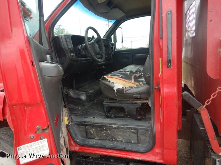 image for item JG9011 2003 GMC C4500  dump truck