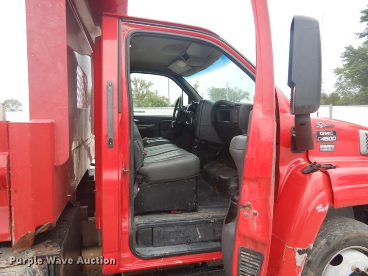 image for item JG9011 2003 GMC C4500  dump truck