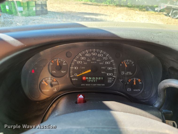 image for item JG9280 2001 Chevrolet Express 3500  school bus