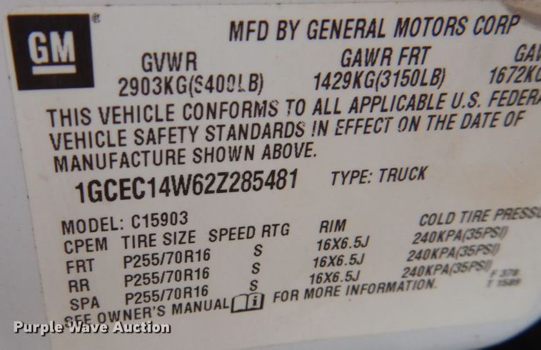 image for item JQ9194 2002 Chevrolet Silverado 1500  pickup truck