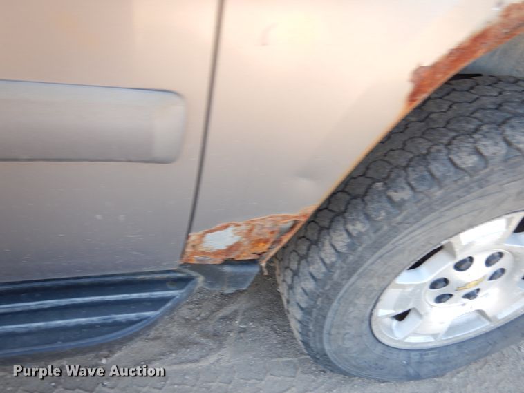 image for item JQ9195 2007 Chevrolet Suburban LT  SUV