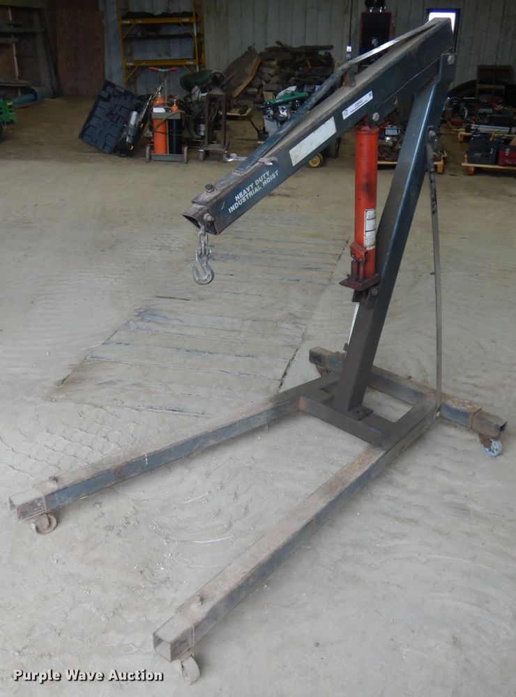 image for item JQ9352 Engine hoist