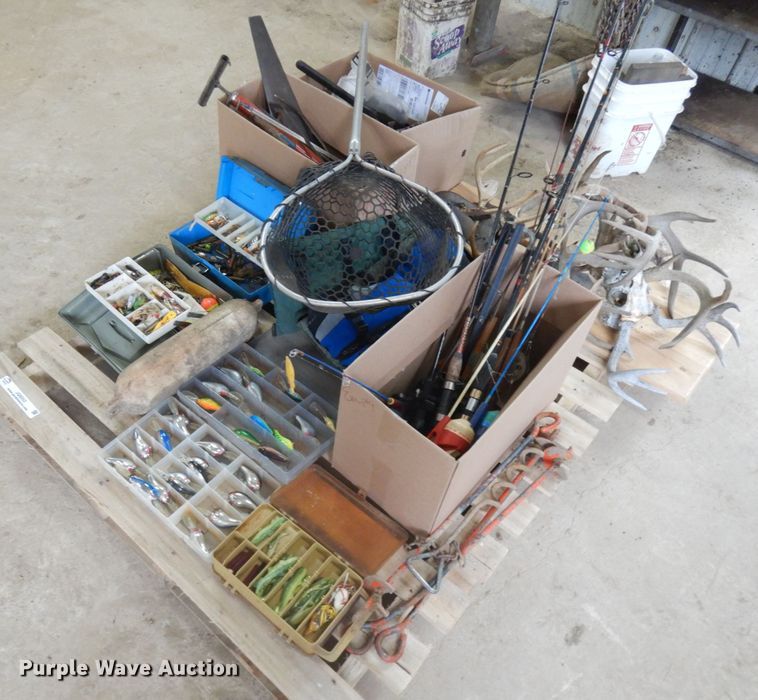 image for item JQ9353 Sporting goods