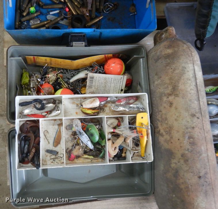 image for item JQ9353 Sporting goods