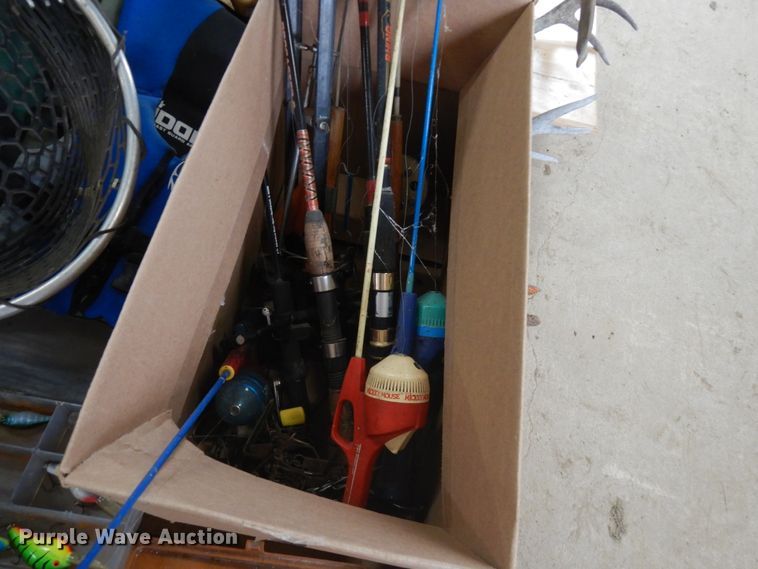 image for item JQ9353 Sporting goods