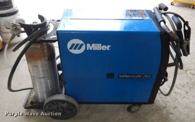 image for item JQ9354 Miller Millermatic 252  welder