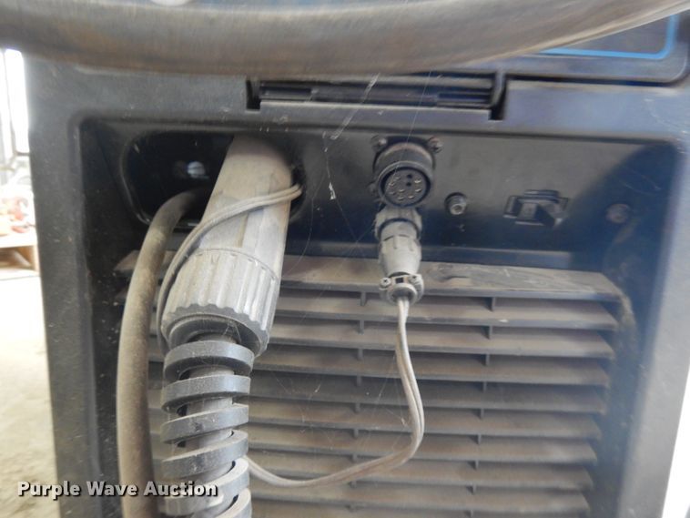 image for item JQ9354 Miller Millermatic 252  welder