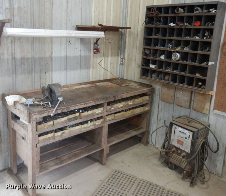 image for item JQ9356 Tools