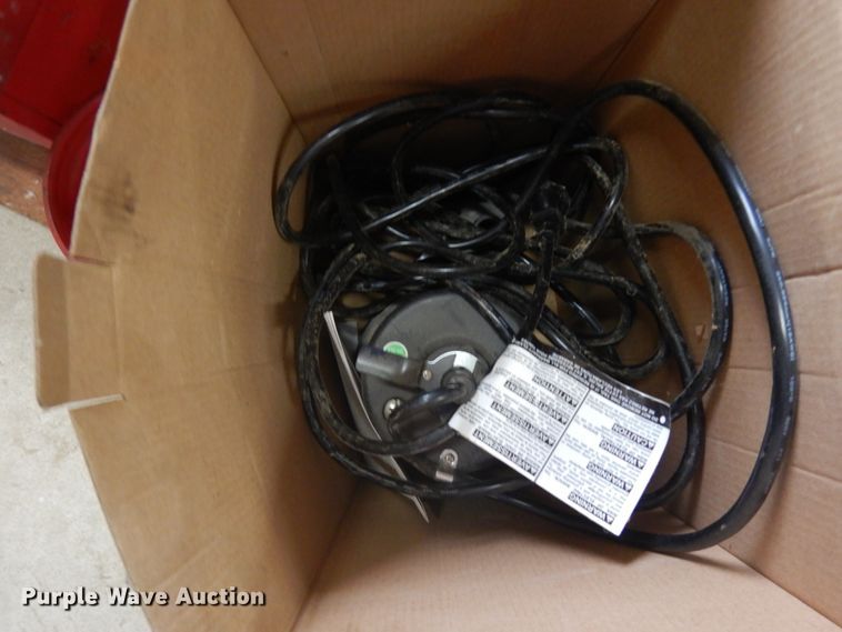 image for item JQ9357 Tools