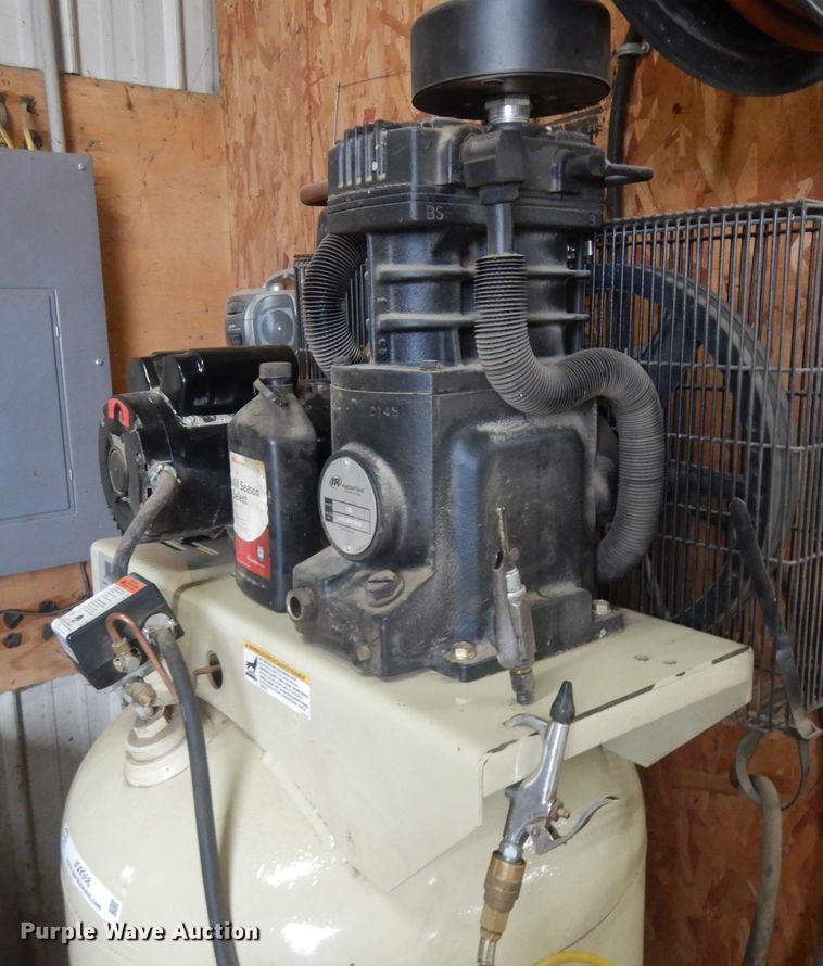 image for item JQ9358 Ingersoll Rand  air compressor